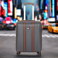 Tommy Hilfiger Graphite X
Polycarbonate Hard Luggage