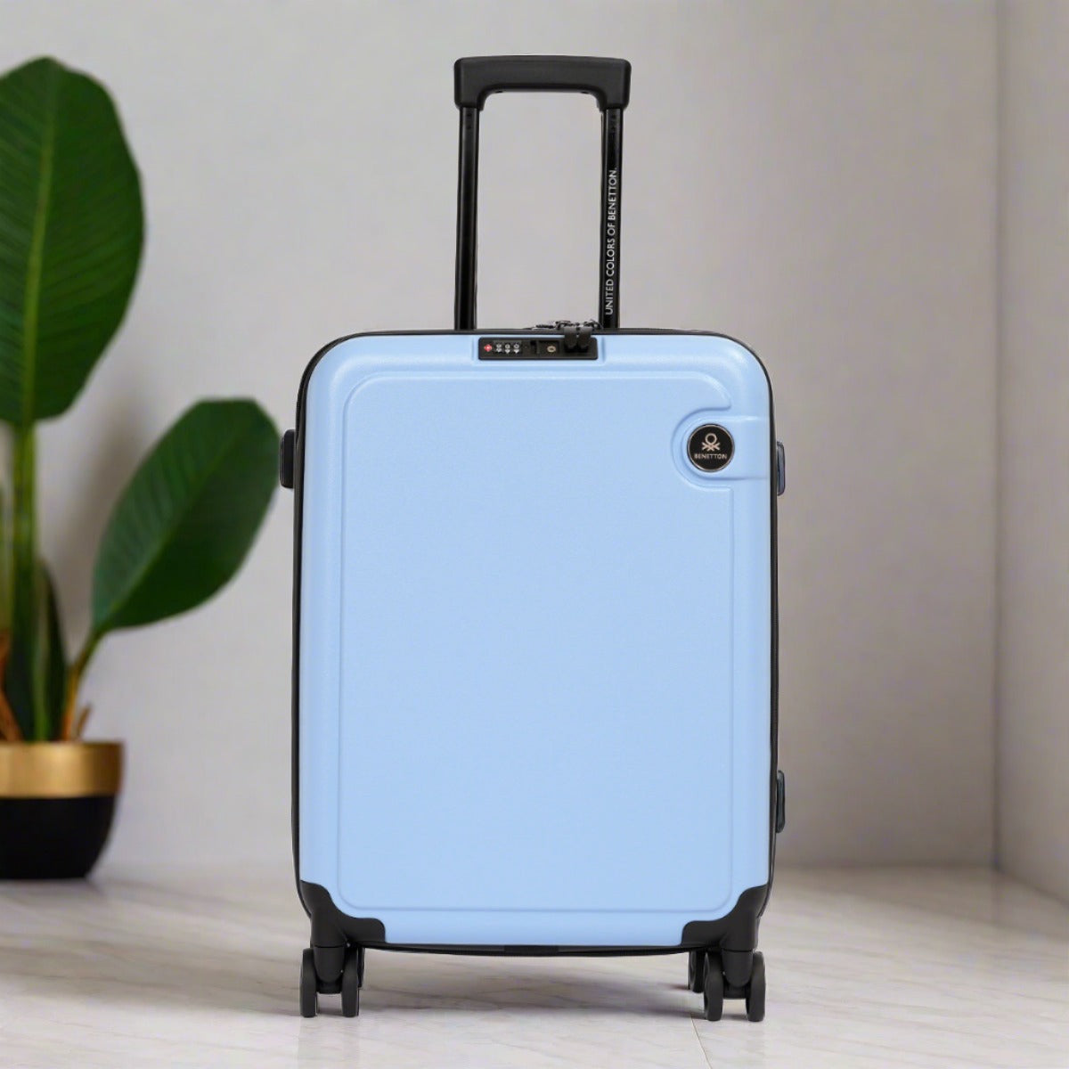 United Colors of Benetton Ryzen Hard Luggage Blue