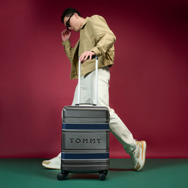 Tommy Hilfiger Las Vegas Hard Luggage
