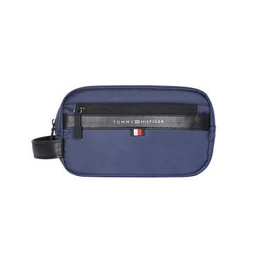 Tommy
Hilfiger Wickford Toiletry Case
