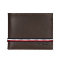 Tommy Hilfiger Basco
Men's Passcase Wallet