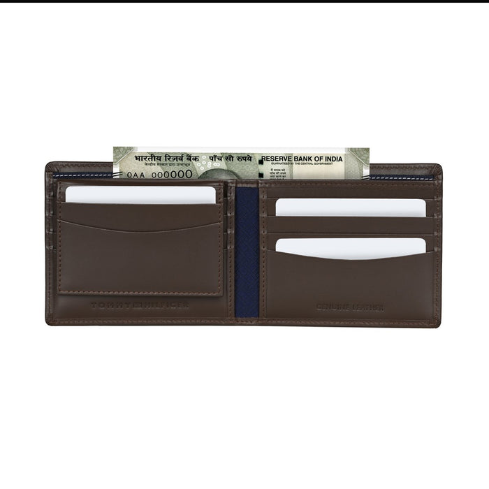 Tommy Hilfiger Nuevo Men's Passcase Wallet