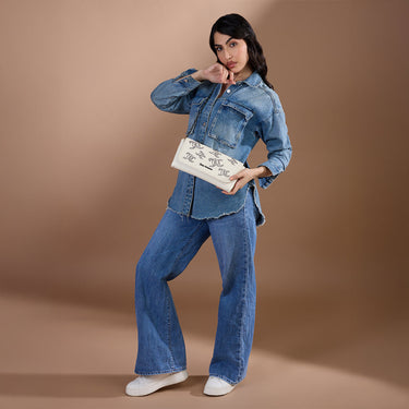 Juicy Couture Kammy Womens Clutch