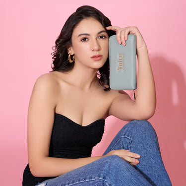 Juicy Couture Area Womens Wallet