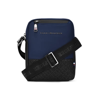Tommy
Hilfiger Nexo Crossbody