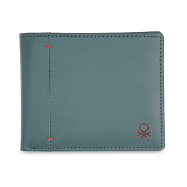 United Colors of Benetton
Stowbtsy Men's Global Coin Wallet