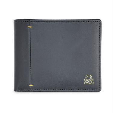 United Colors of Benetton
Stowbtsy Men's Global Coin Wallet
