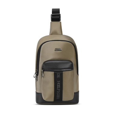 Tommy
Hilfiger Cary Crossbody