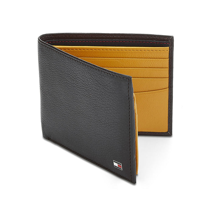 Tommy Hilfiger Remington Plus Mens Leather Passcase Wallet Brown