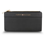 Tommy Hilfiger Sherlyn Womens Leather Tri Fold Wallet Black