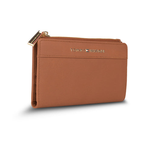 Tommy Hilfiger Sherlyn Womens Leather Tri Fold Wallet Tan